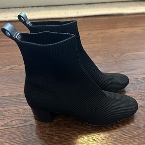 Everlane Women's Black Knit Ankle Boots Size | Size 7.5